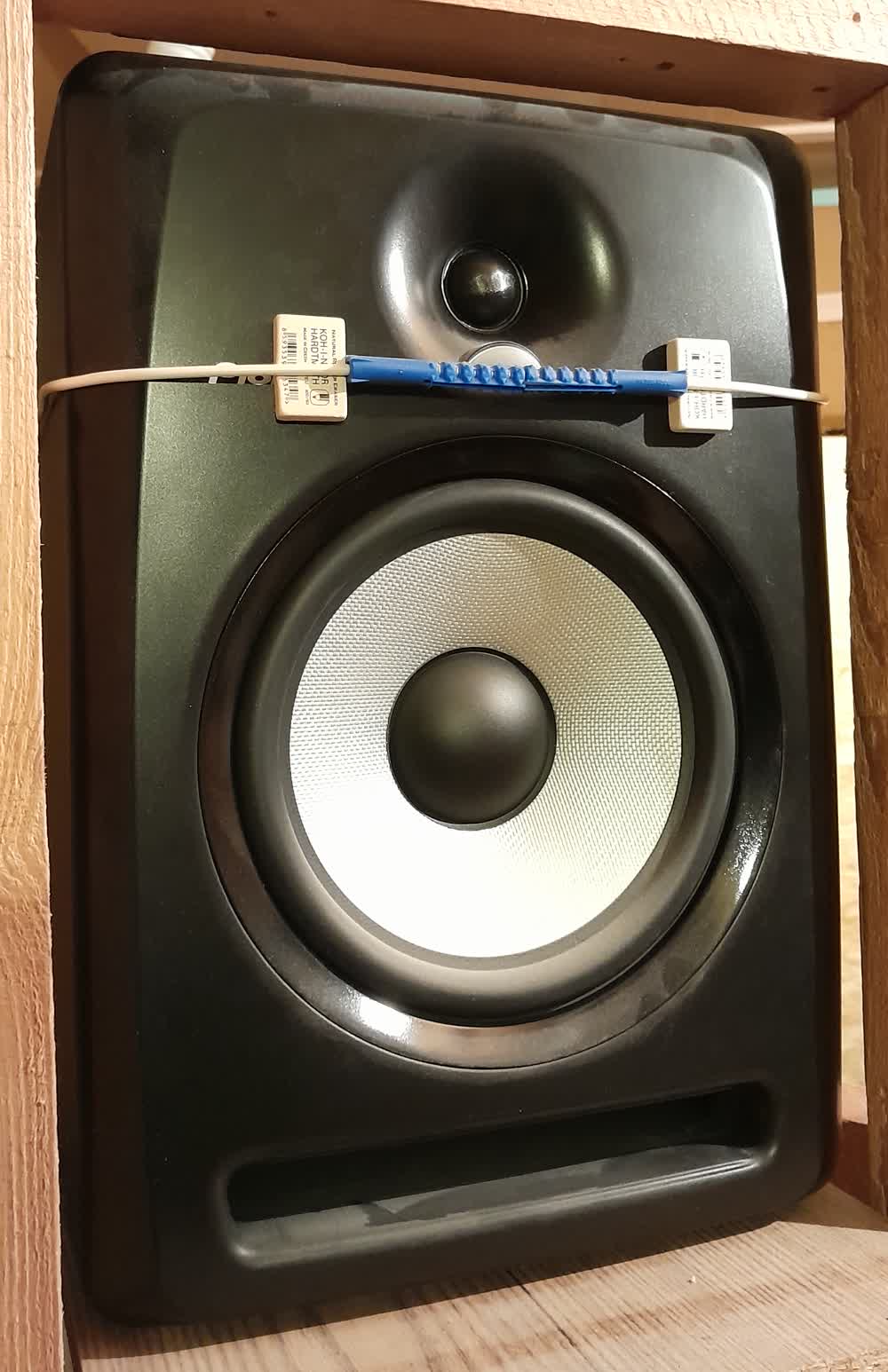 Pioneer S-DJ80X: vibration elimination