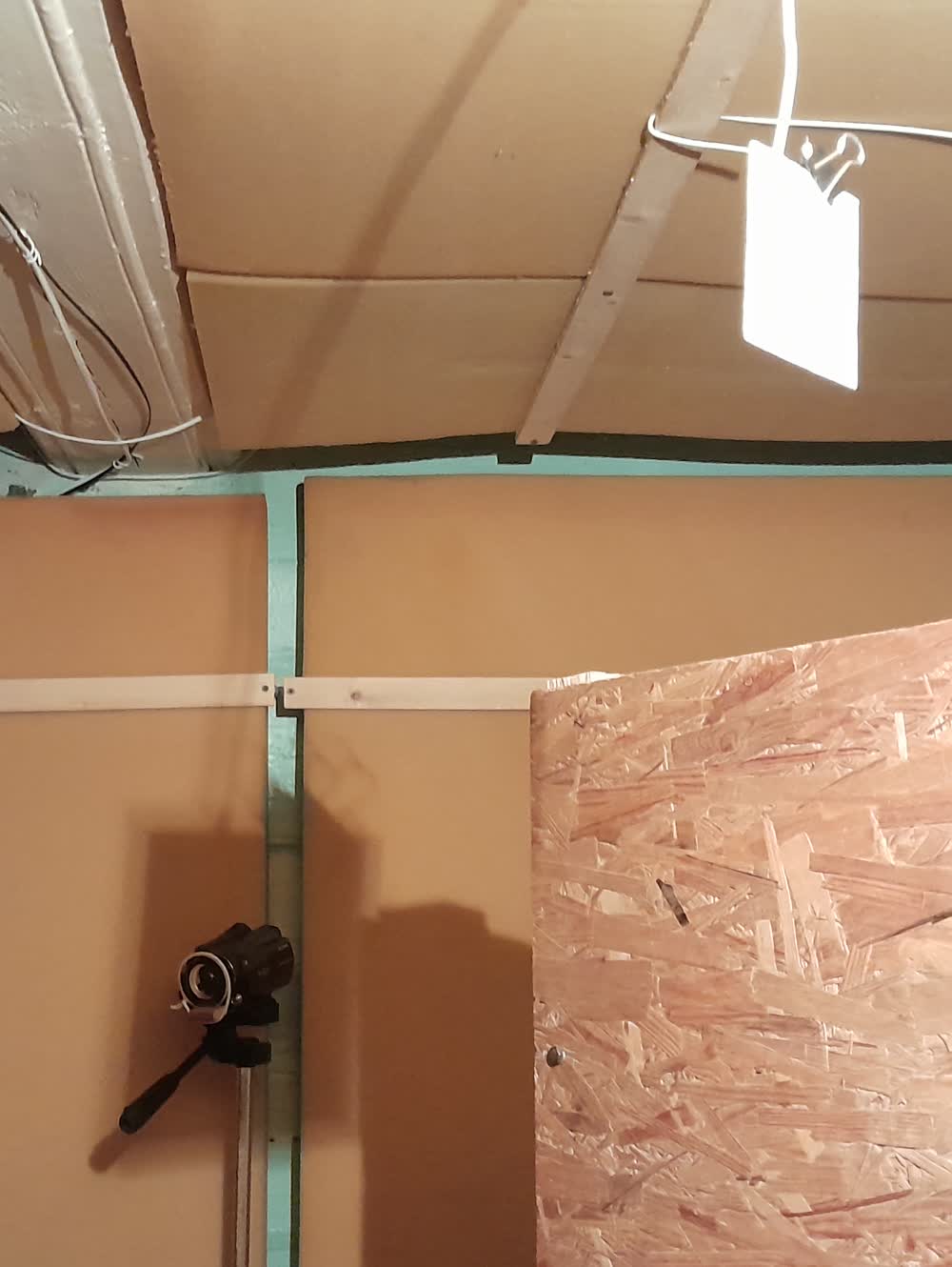 тень в месте размещения камеры